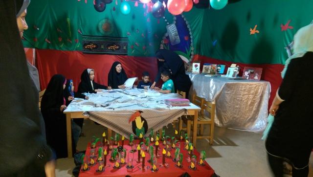 مشارکت مربیان و اعضای مرکز شاهین شهر در نمایشگاه هفته دفاع مقدس