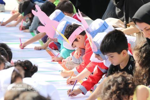 ویژه برنامه هشت سال دفاع مقدس در نقاشی کودکان در ساری