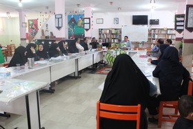 دوره‌ی‌آموزشی ‌آشنایی با 'کارکردهای تربیتی و اجتماعی در مراکز ' دریاسوج برگزار شد