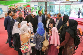 بازدید نمایندگان مجلس شورای اسلامی از نمایشگاه هفته ملی کودک