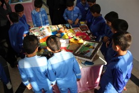 بازید بچه ها از نمایشگاه هفته ملی کودک به روایت تصویر