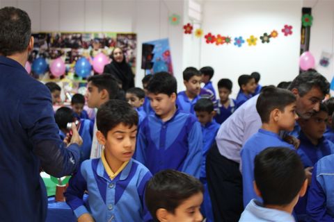 بازید بچه ها از نمایشگاه هفته ملی کودک به روایت تصویر 