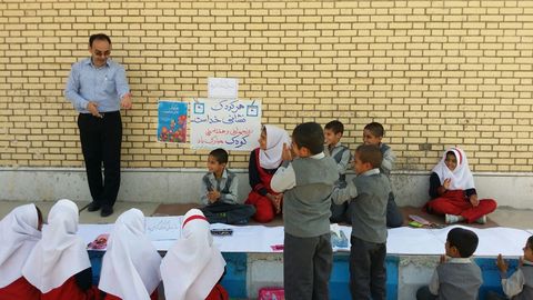 هفته ملی کودک در کتابخانه سیار روستایی گچساران 