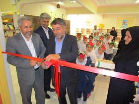 فرماندار شبستر نمایشگاه آثار کودکان را در هفته ملی کودک را افتتاح کرد