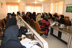 نشست نمایندگان مراکز کانون با مدیران مدارس و کارشناسان آموزش و پرورش استان
