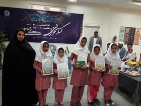 تقدیر از ۲ عضو برگزیده جشنواره‌ی کتابخوانی رضوی کانون حاجی‌آباد