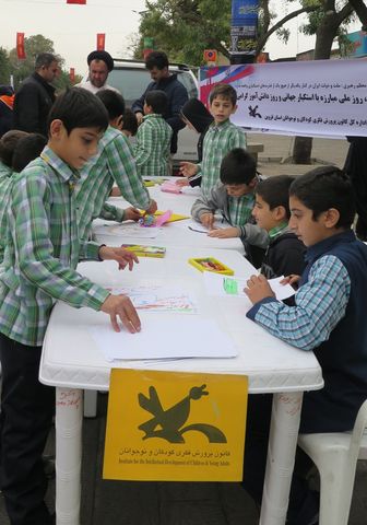 گرامی‌داشت روز دانش‌آموز در استان قزوین