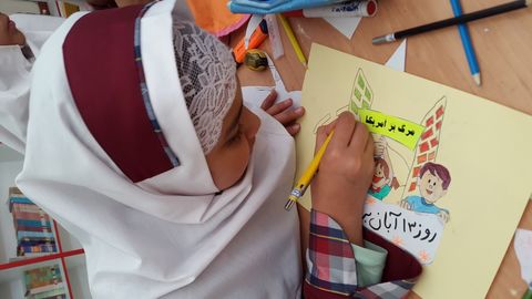 گرامی‌داشت روز دانش‌آموز در استان زنجان