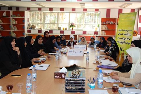نشست شورای تخصصی کتاب کودک در کانون کرمان