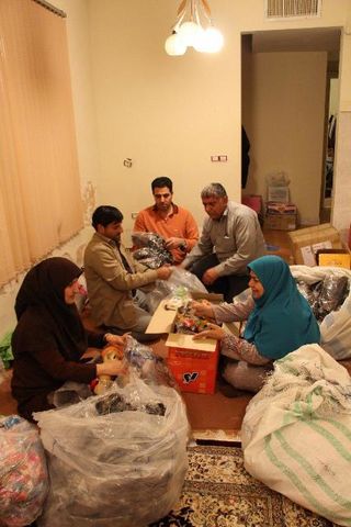 حضور مربیان کانون کرمان در مناطق زلزله‌زده کرمانشاه