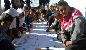 کودکان زلزله‌زده کرمانشاه و آرزوهایی که با همراهی مربیان کانون پرورش فکری گلستان به زبان نقاشی به پرواز درآمدند
