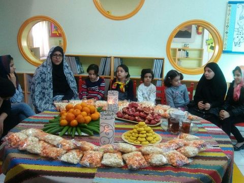 جشن یلدا در مرکز شماره5 مشهد