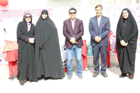 برگزاری ویژه برنامه جشن انقلاب در مرکز فرهنگی هنری شماره 1 بوشهر با حضور گسترده اعضاء