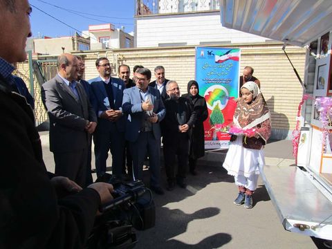 آیین افتتاح ششمین کتابخانه سیار کانون آذربایجان شرقی در ورزقان