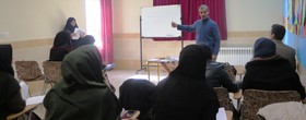یک نشست پژوهشی  در کانون استان قزوین