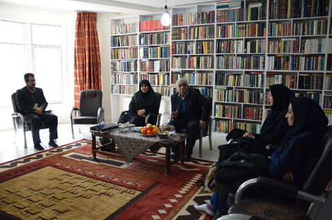 دیدار مدیرکل کانون استان کرمانشاه با اردشیر کشاوز، محقق بنام کرمانشاهی