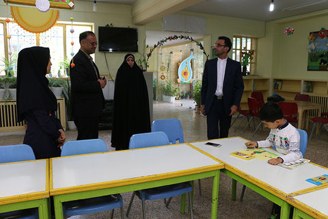 گزارش تصویری بازدید مدیرکل کانون پرورش فکری استان سمنان از پایگاه نوروزی و مراکز مجری طرح عید و کتاب در میامی و شاهرود 
