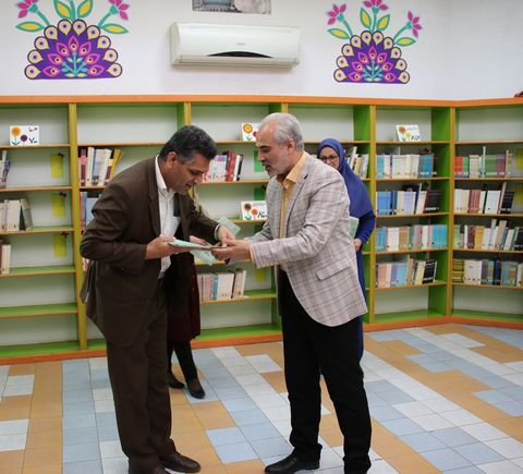 تجلیل  مدیرکل کانون پرورش فکری گلستان از مربیان طرح عید خوب کتاب خوب