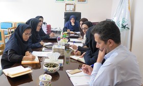 نخستین نشست شورای فرهنگی کانون قزوین برگزار شد