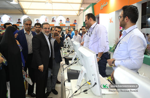 بازدید وزیر آموزش و پرورش از نمایشگاه بین‌المللی کتاب تهران