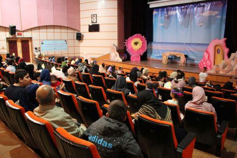 نمایش «ماجرای ساحل سنگی» در سینما کانون، کانون پرورش فکری مازندران 