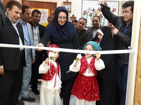نمایشگاه نقاشی « یک دنیا آرزوی کودکانه » در کانون آذرشهر افتتاح شد