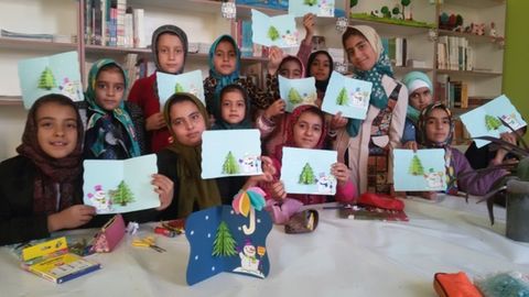 استقبال کودکان و نوجوانان از کارگاه های تابستان مراکز فرهنگی،هنری کانون استان اصفهان