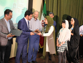 از برگزیدگان جشنواره رضوی بخش کودک ونوجوان مازندران تقدیر شد