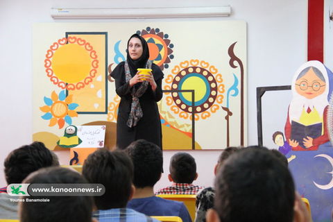 برگزاری جشنواره قصه گویی دور حوزه ای در مرکز شماره 9 کانون تهران
