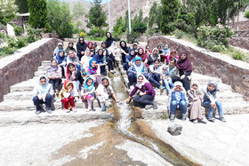 برگزاری اردوی اعضای دختر کانون مهدی‌شهر در تونل روزیه