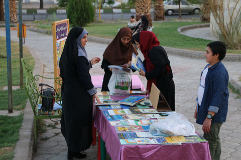 گزارش تصویری از آغاز پویش «فصل گرم کتاب» در بوستان کودک سمنان