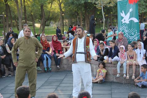 هفته دوم اجرای طرح «پویش فصل گرم کتاب» در خراسان رضوی- پارک ملت مشهد