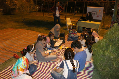 پنجمین ایستگاه کتاب‌خوانی پویش فصل گرم کتاب در بوستان کودک سمنان به روایت تصویر