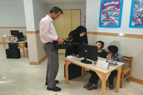 گزارش تصویری از برگزاری نخستین دوره مسابقات بازی‌های رایانه‌ای ایرانی‌اسلامی اعضای پسر کودک و نوجوان مراکز فرهنگی‌هنری کانون پرورش فکری سمنان