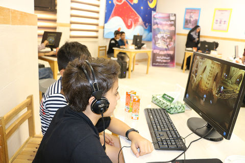 گزارش تصویری از برگزاری نخستین دوره مسابقات بازی‌های رایانه‌ای ایرانی‌اسلامی اعضای پسر کودک و نوجوان مراکز فرهنگی‌هنری کانون پرورش فکری سمنان