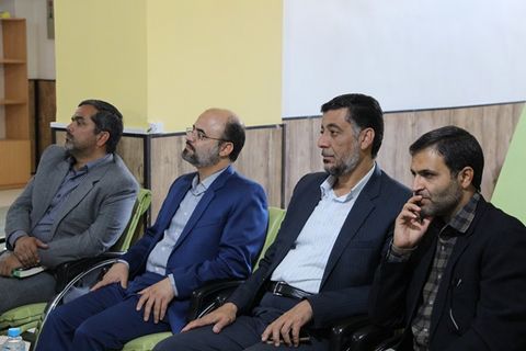 نشست تخصصی کتاب گلستان یازدهم در استان کرمان 