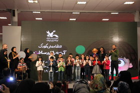 دومین روز ازنمایشگاه هفته ملی کودک در نوبت عصر