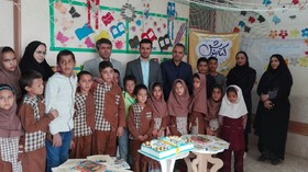 گزارش تصویری آیین تجهیز کتابخانه دبستان حجت روستای افشاری