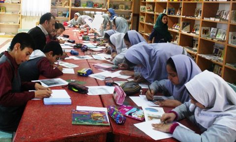 گزارش تصویری ویژه برنامه‌های هفته کتاب در مراکز فرهنگی و هنری کانون استان قزوین