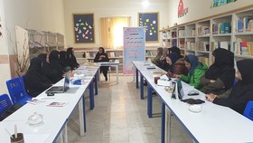 «جلسه‌ی نقد و بررسی کتاب» ویژه‌ی مربیان و کارشناسان سیستان و بلوچستان برگزار شد