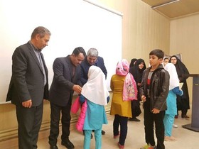 جشن‌های کتابخوانی در مراکز کانون با حضور فرمانداران هادیشهر و بستان‌آباد