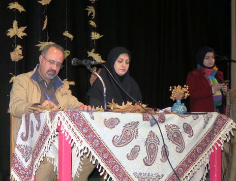 گزارش تصویری نشست ادبی دو پنجره در کانون استان قزوین 