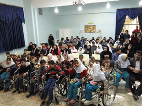 گرامیداشت روز جهانی معلولان و تقدیر از اعضاء مرکز فراگیر کانون استان اصفهان