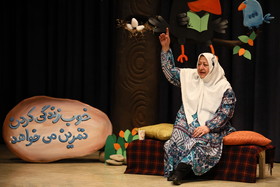 مادر بزرگ البرزی به مرحله نهایی جشنواره قصه‌گویی راه یافت