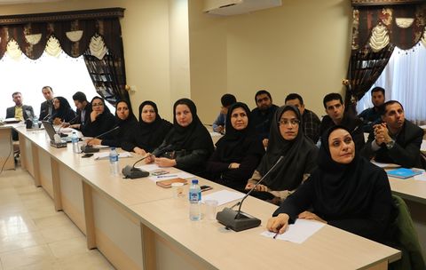 نشست‌ هم‌اندیشی کارشناسان، مربی‌مسئولان و مربیان فرهنگی مراکز ثابت و سیار کانون گلستان 