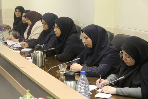 جلسه بررسی مشکلات زنان شاغل در کانون