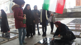ادای احترام کودکان و نوجوانان در تبریز و چاراویماق به مقام والای شهیدان