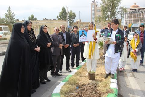 کاشت 27 نهال به یاد شهیدان مدافع وطن در کانون پرورش فکری سیستان و بلوچستان