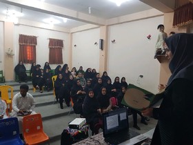 کارگاه قصه‌گویی ویژه‌ی معلمان و مربیان در مرکز فرهنگی‌هنری شماره‌ی چابهار(سیستان و بلوچستان) برگزار شد
