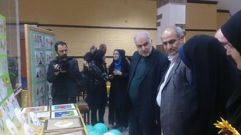 برپایی نمایشگاه آثار اعضای مرکز فراگیر کانون تبریز در تالار معلم